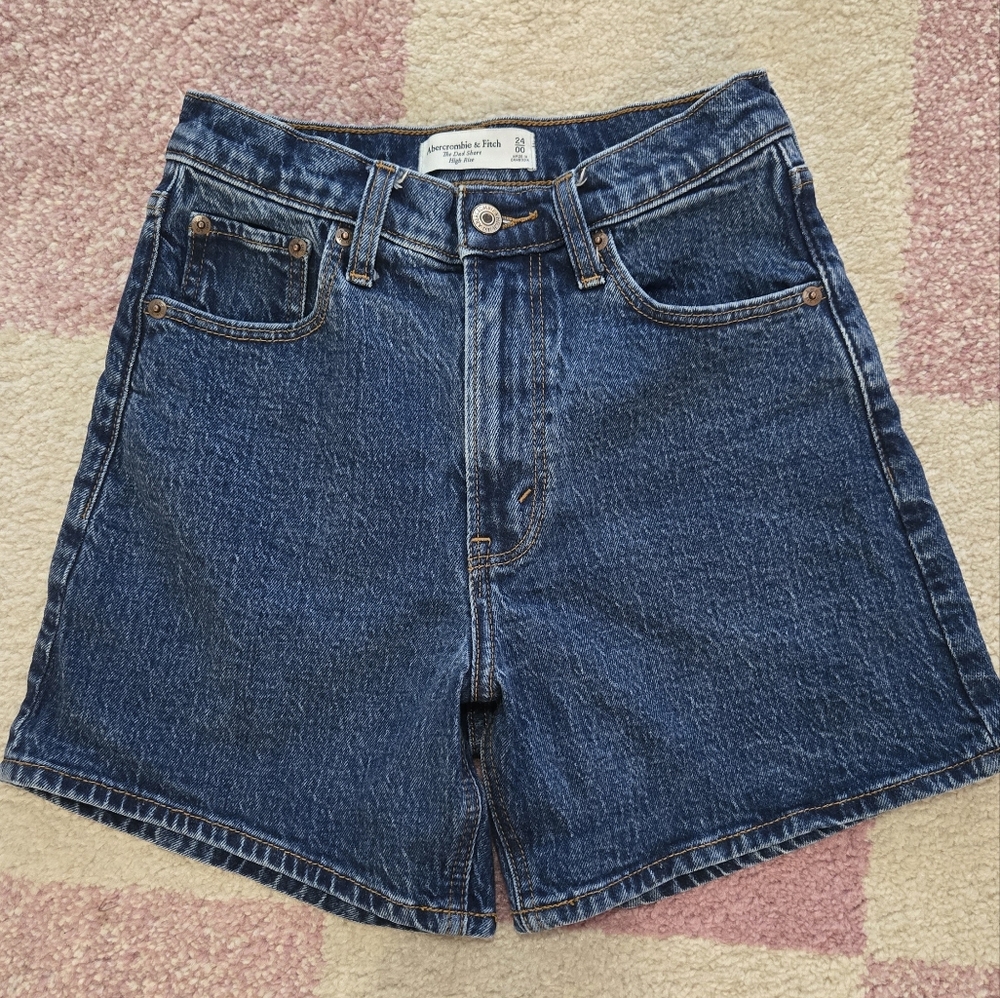 Abercrombie & Fitch The Dad Short High Rise 24/00